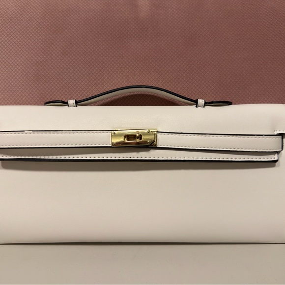 Elegant White Handbag
